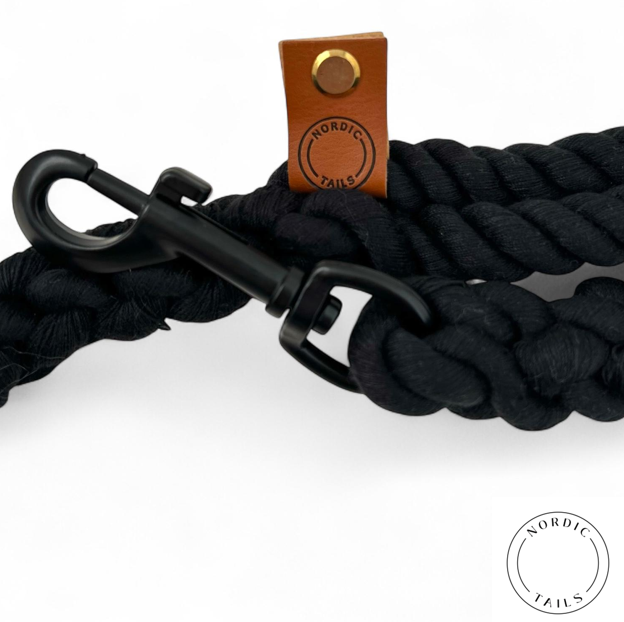 Punottu koiran talutushihna, musta